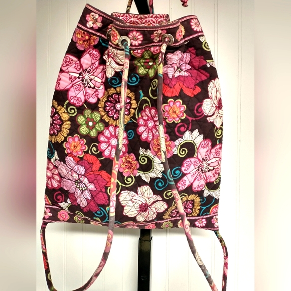 Vera Bradley Floral Drawstring Backpack Bag EUC - Picture 1 of 5